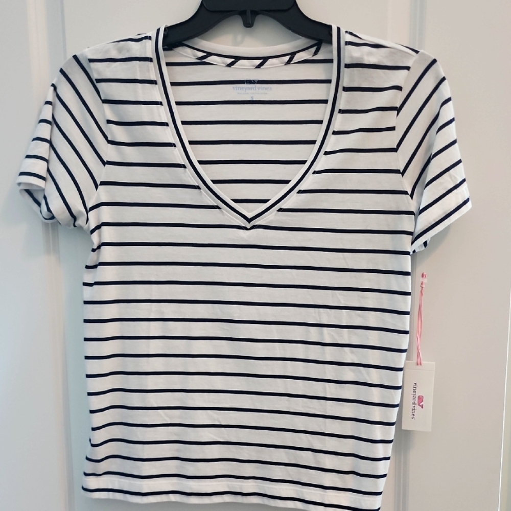 Vineyard Vines Ladies Navy and White Jersey V Neck Tee NWT Size Small